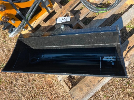 UNUSED 32 INCH HYDRAULIC TILT BUCKET FOR MINI EXCAVATOR