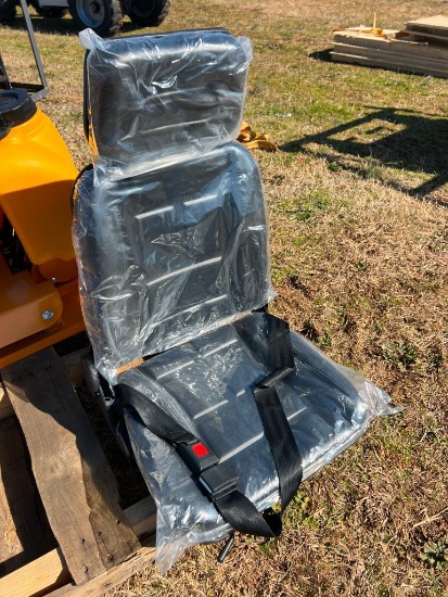 UNUSED EQUIPMENT SEAT (HIGH BACK)