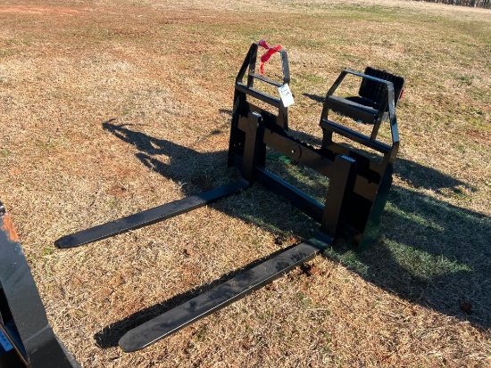 UNUSED 48" WALK THRU FORKS QUICK ATTACH
