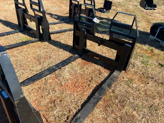 UNUSED 48" 6000LB CAPACITY WALK THRU FORKS