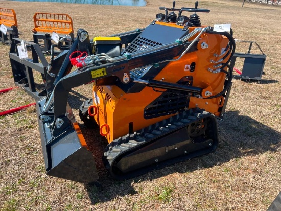 UNUSED LANDHERO MINI SKID STEER LOADER (23 HP GAS MOTOR)