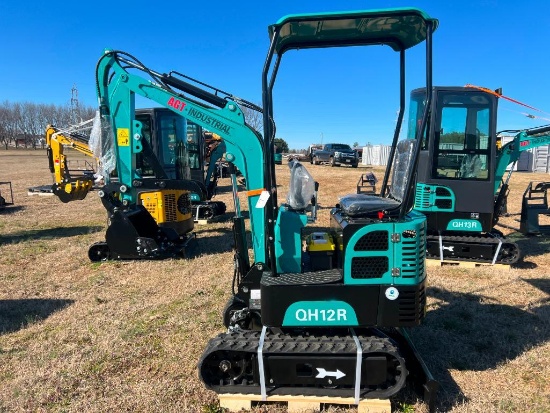 UNUSED AGT QH12R MINI EXCAVATOR
