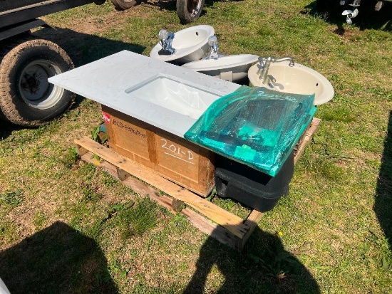 PALLET-UNUSED SINKS