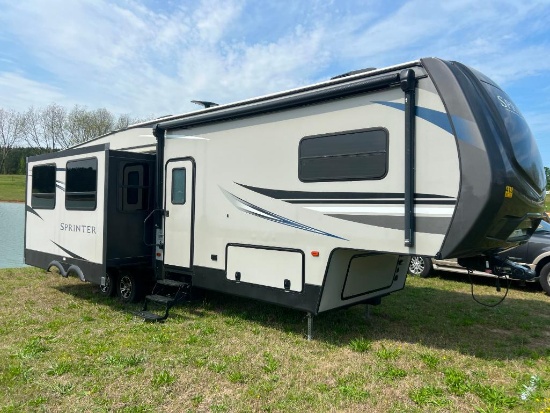 2019 KEYSTONE SPRINTER 5TH WHEEL CAMPER (MODEL
