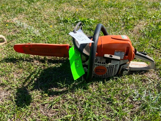 STIHL MS 251 CHAINSAW