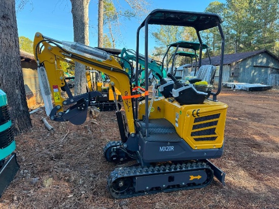 UNUSED CFG INDUSTRIAL MX20R MINI EXCAVATOR (MANUAL THUMB, 739CC GAS ENGINE, SN-MX20R2025X1000542)