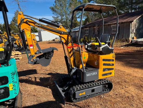 UNUSED CFG INDUSTRIAL MX12RX MINI EXCAVATOR (MANUAL THUMB, 420CC GAS ENGINE SN-MX12RX2025J002092)