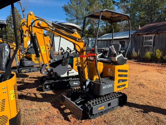 UNUSED CFG INDUSTRIAL MX12RX MINI EXCAVATOR (MANUAL THUMB, 420CC GAS ENGINE SN-MX12RX2025J002160)