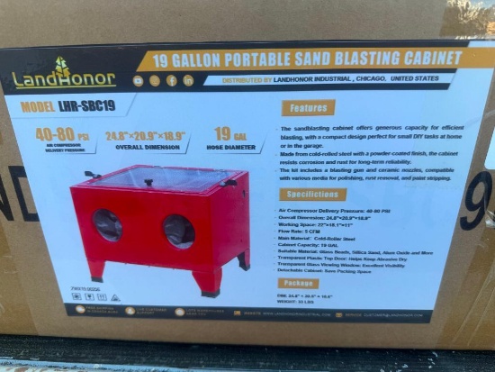 UNUSED LANDHONOR 19 GALLON SAND BLASTING CABINET