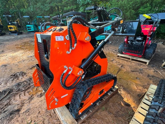 UNUSED FUTURE FT36C MINI SKID STEER LOADER