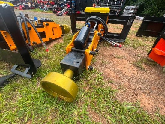 UNUSED FUTURE SKID STEER POST DRIVER