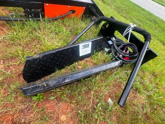 UNUSED FUTURE MINI SKID STEER HYDRAULIC TIRE LIFT/ SQUEEZE