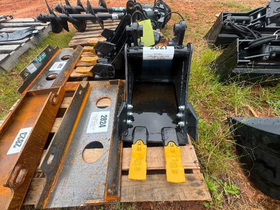 Unused Future 10 Inch Mini Excavator Bucket