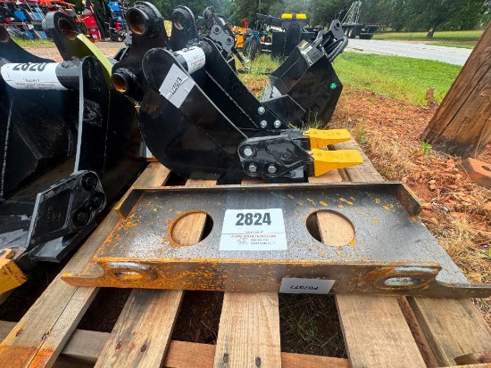 UNUSED FUTURE MINI SKID STEER WELD ON BACKING PLATE (FITS TORO DINGO)