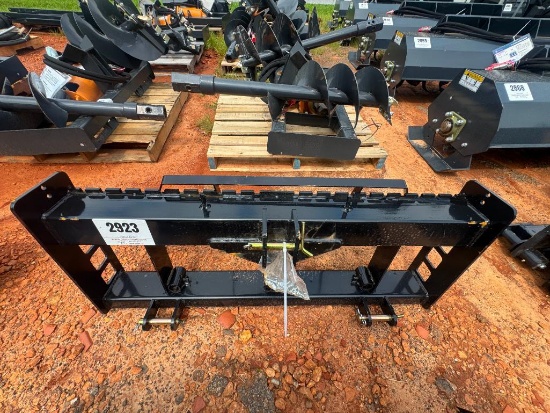 UNUSED WOLVERINE 3 PT FORK MAST / BALE SPEAR / (NO SPEARS) HITCH RECEIVER ATTACHMENT
