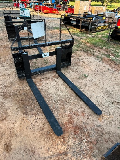 UNUSED AGT 48 INCH SKID STEER PALLET FORK ATTACHMENT
