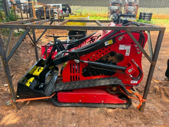 UNUSED SDLANCH SSL60 MINI SKID STEER LOADER