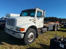 1996 INTERNATIONAL 4900 FORESTRY TRUCK (AT, DT 466 DIESEL, 25' BED W/16.5FT DECK, ELECTRIC RAMPS,