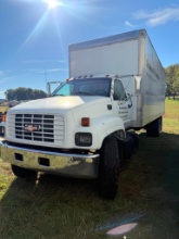 2001 CHEVROLET C6500 BOX TRUCK (MANUAL TRANS, CAT