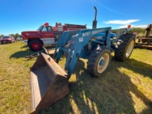 FORD 4630 TRCTOR W/ LOADER (4X4, SHUTTLE SHIFT, DUAL REMOTES, HYDRAULICS JUMPY WHEN LOADER IS