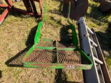 TRACTOR GRILL