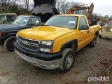 2005 Chevy 2500HD Silverado Series Pickup Truck