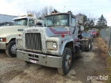 MACK RD688 Road Tractor