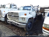 1985 Ford F700 Flatbed Truck