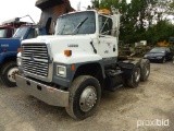 1991 Ford L9000 Road Tractor