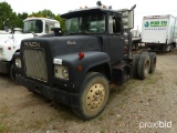 1974 Mack R686ST Road Tractor