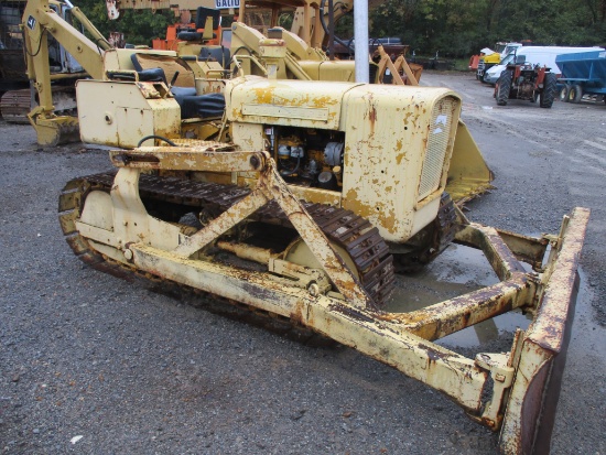 Deere 1010 Dozer