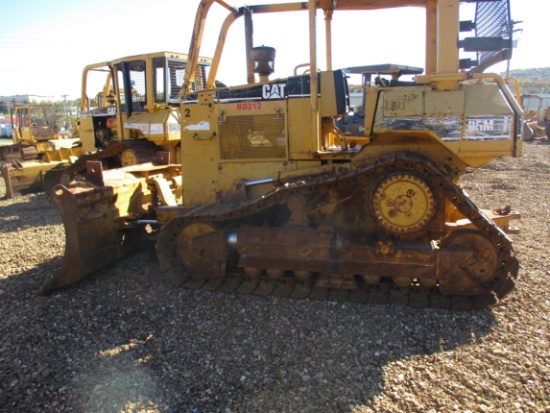 Caterpillar D5M Dozer