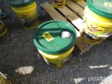 One 5-Gallon Bucket of Xtreme Hydraulic Fluid