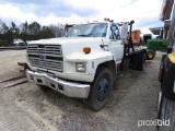 1993 Ford F700 Flatbed Truck