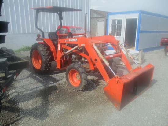 Kubota L3450 Farm Tractor