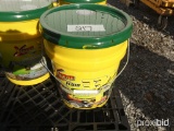 One - 5 Gallon Bucket Hydraulic Oil