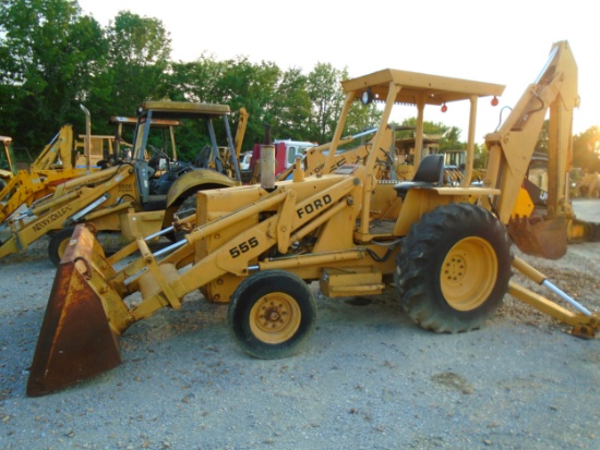 Ford 555 Loader Backhoe