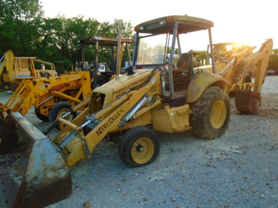 Ford/New Holland 555E Loader Backhoe