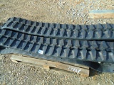 Set of Two Rubber Tracks