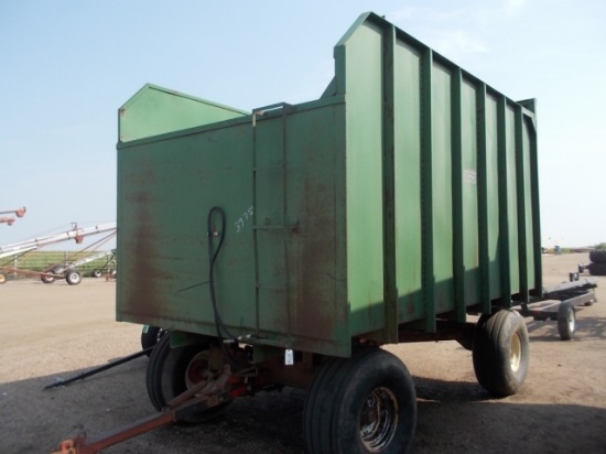 Gnuse 8x12 silage wagon