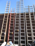 WERNER 30' ALUMINUM EXTENSION LADDER