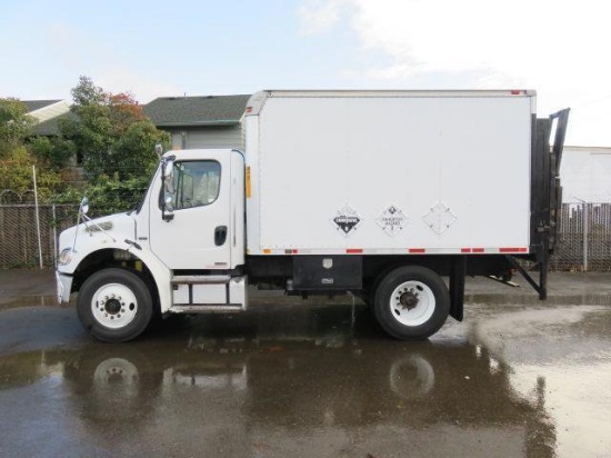 2006 FREIGHTLINER 13' BOX TRUCK *TRUE MILES UNKNOWN