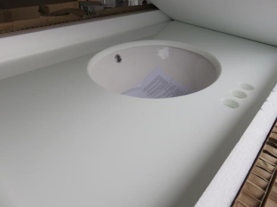 PALLET W/ (4) 37'' CERAMIC BATH VANITY COUNTERS