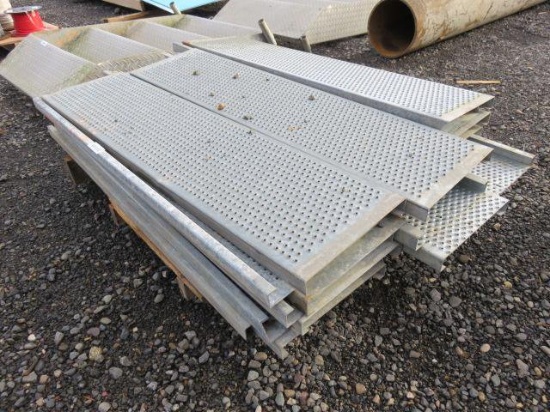 (24) 12'' X 48'' GALVANIZED STAIR STEPS