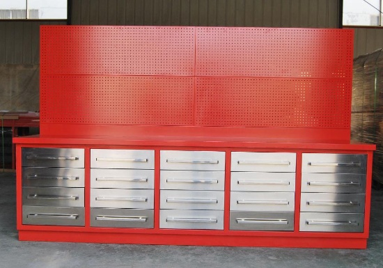 10' 20 DRAWER HEAVY DUTY METAL WORK BENCH W/ 40'' TALL HANGING PEG BOARD