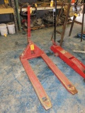 5000LB CAPACITY PALLET JACK