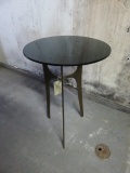 IRON END TABLE BASE WITH GOLDEN FINISH W/ROUND TINTED GLASS TOP