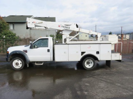 2008 FORD F550 XL 4X4 BUCKET TRUCK