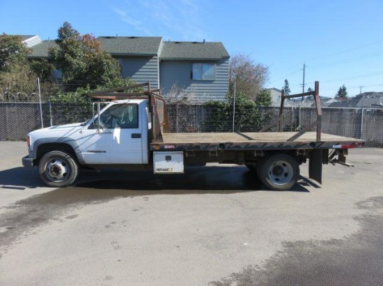 1999 CHEVROLET 3500 14' FLATBED TRUCK