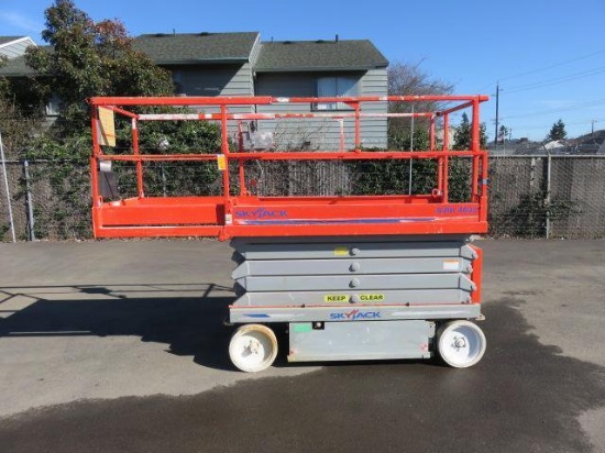 SKYJACK SJIII 4632 ELECTRIC SCISSOR LIFT